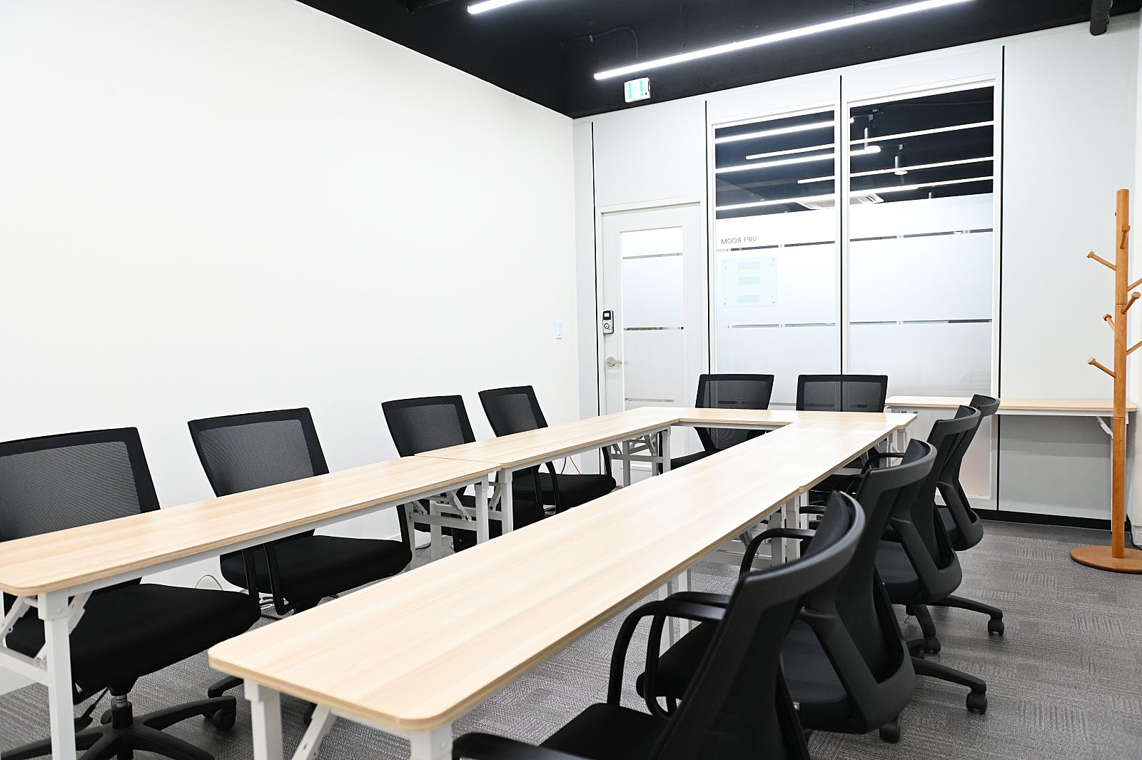 스페이스쉐어 강남센터 VIP2룸, VIP 대기실, 강사 대기실, 스텝룸 용도의 편안하고 쾌적한 시설