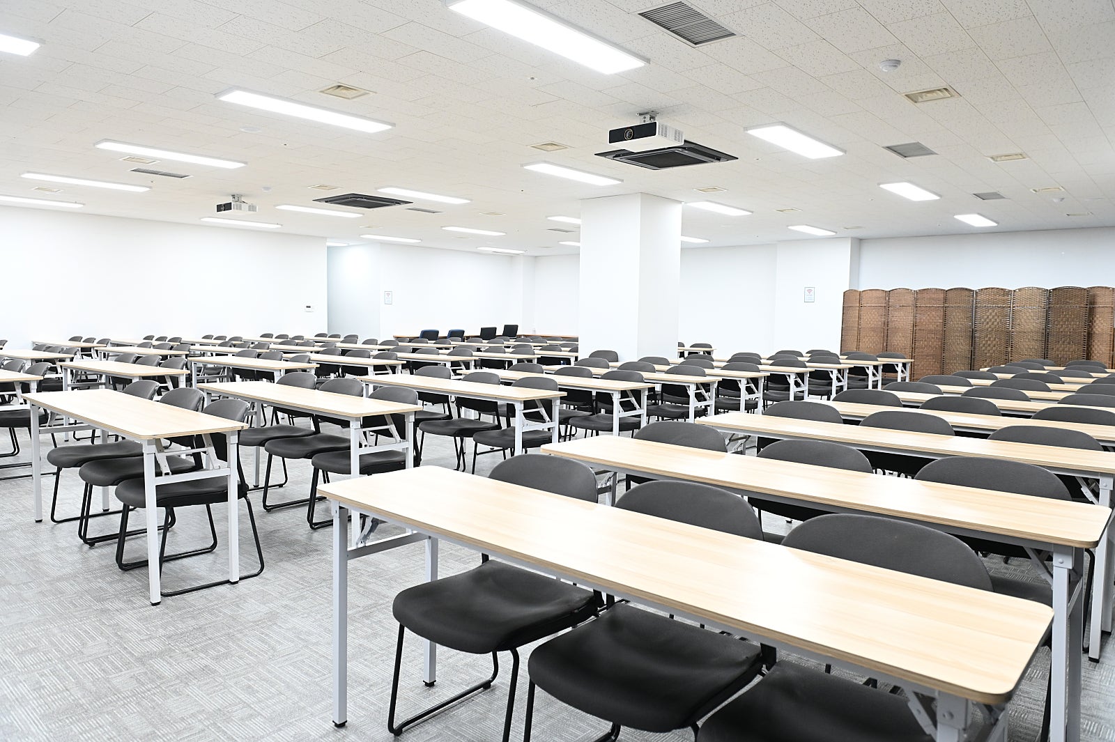 삼성역센터 델피노홀 내부, 150명 행사 가능 대형홀, 교육, 강의, 행사장