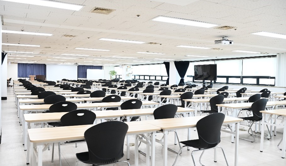 스페이스쉐어 지밸리센터 대형 강의장, 최대 200명 수용 가능한 교육공간, 기업행사홀
