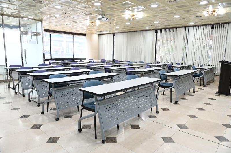 스페이스쉐어 지밸리센터 202호 측면, 30~50명 수용 가능한 교육공간, 기업행사 홀