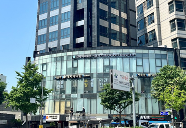 서울역 15번 출구 창성빌딩 전경, 스페이스쉐어 서울역2센터 외관