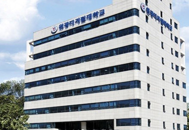 구로디지털단지역 4번 출구 원광디지털대학교 빌딩 전경, 스페이스쉐어 G밸리센터 외관